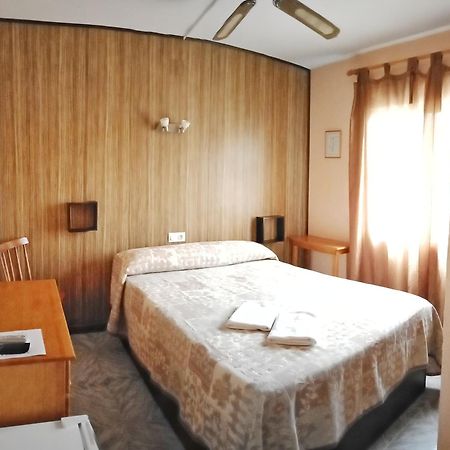 德尼亚 克里斯蒂娜旅馆酒店 外观 照片